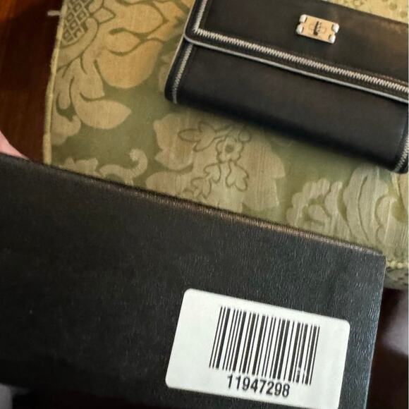 Chanel Timeless Mademoiselle Lock Wallet EUC Authentication certificate - Picture 6 of 12